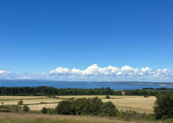 Firth View 2 - Country Escape With Sea Views Of Arran!