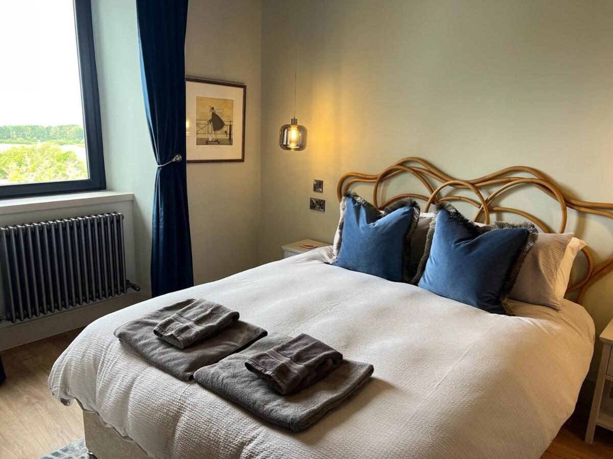 Firth View 2 - Country Escape With Sea Views Of Arran!